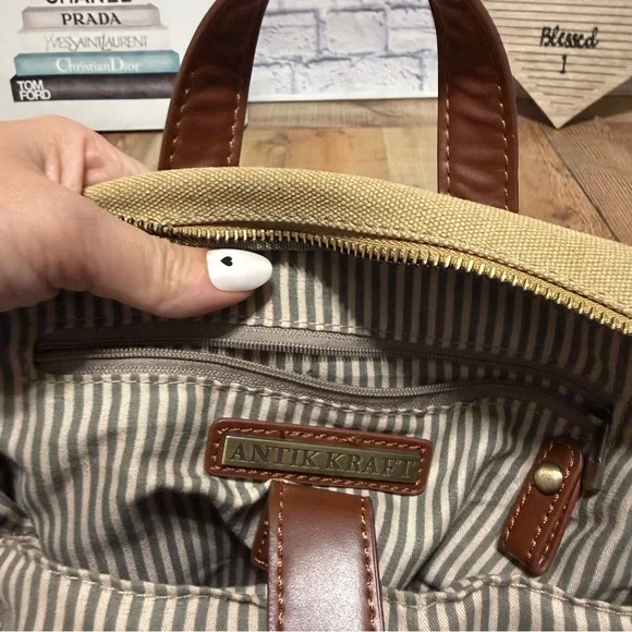 ANTIK KRAFT
Willa Canvas Backpack - Picture 8 of 13